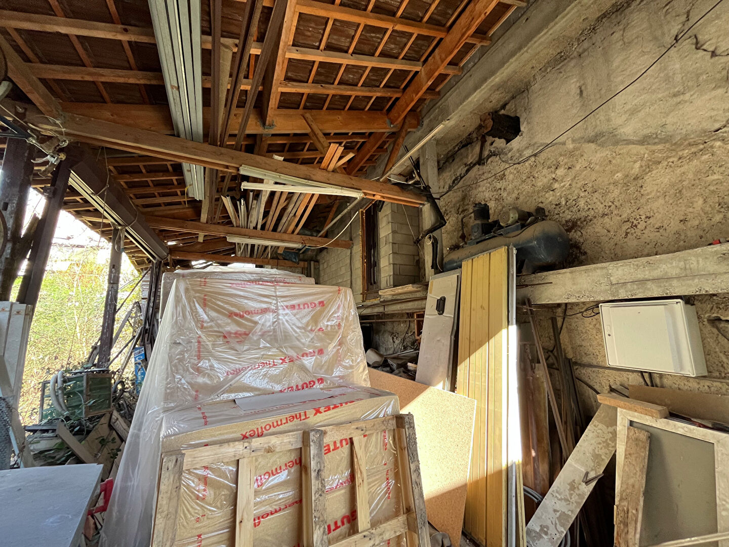 Photo Terrain à bâtir Champagnole 553 m2 image 3/5