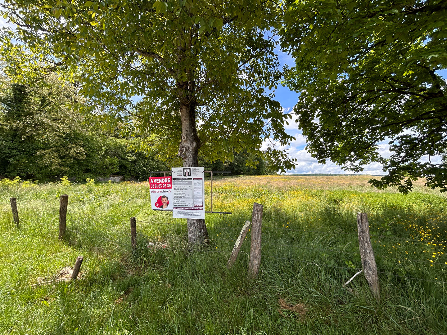 Terrain à construire de 1500 m2 - Boult
