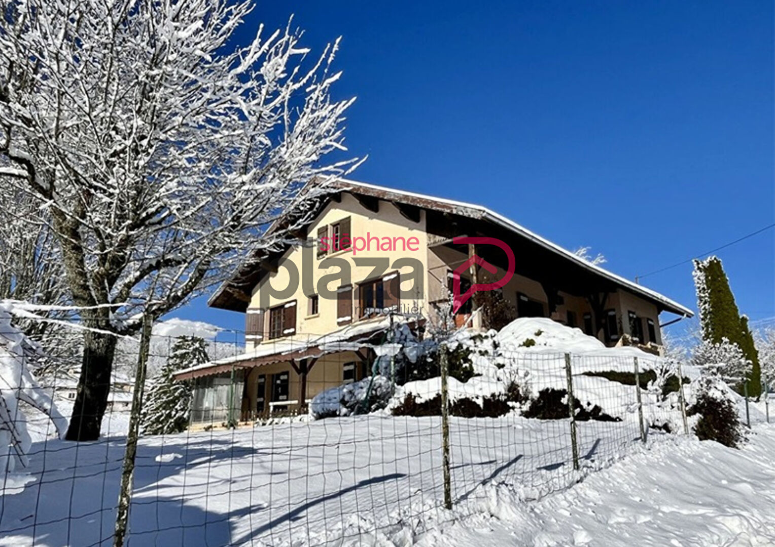 Maison La Chaux-du-dombief 8 pièce(s) 189 m2