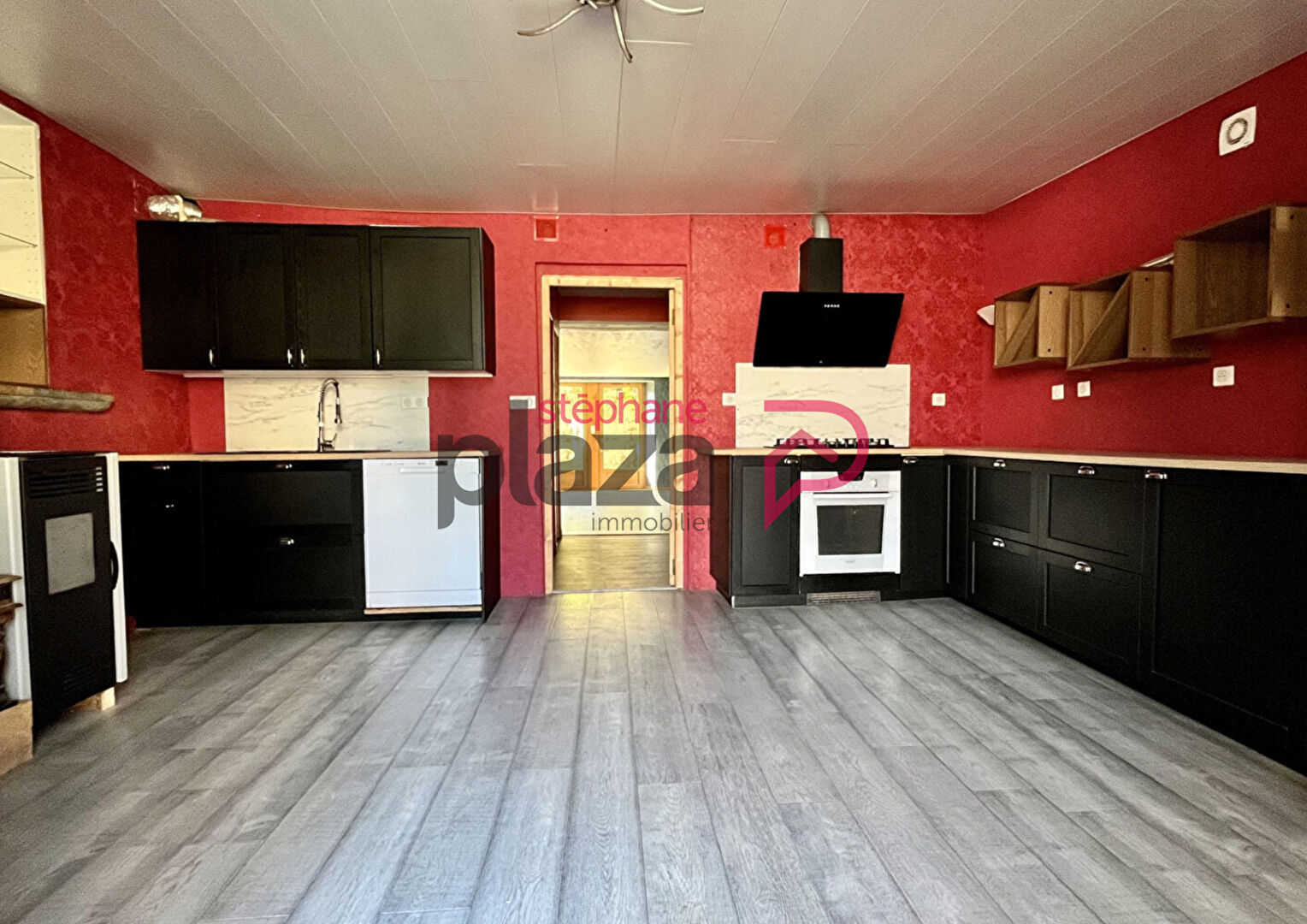 Immeuble composé de 3 appartements - Foncine Le Bas - 305 m2