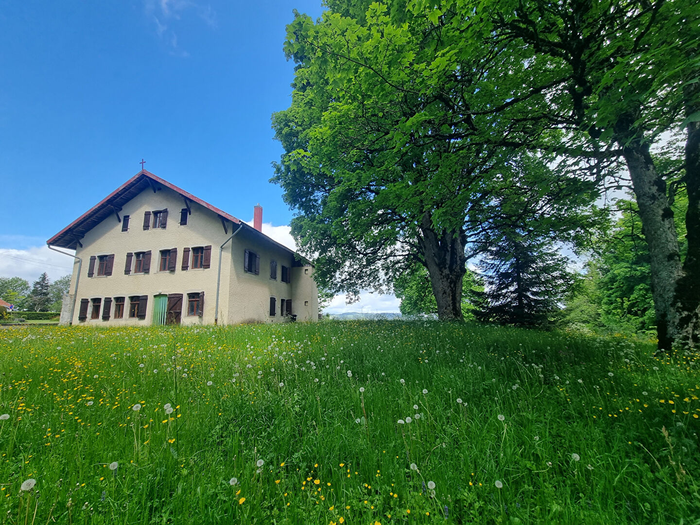 Maison Montlebon 10 pièce(s) 295 m2