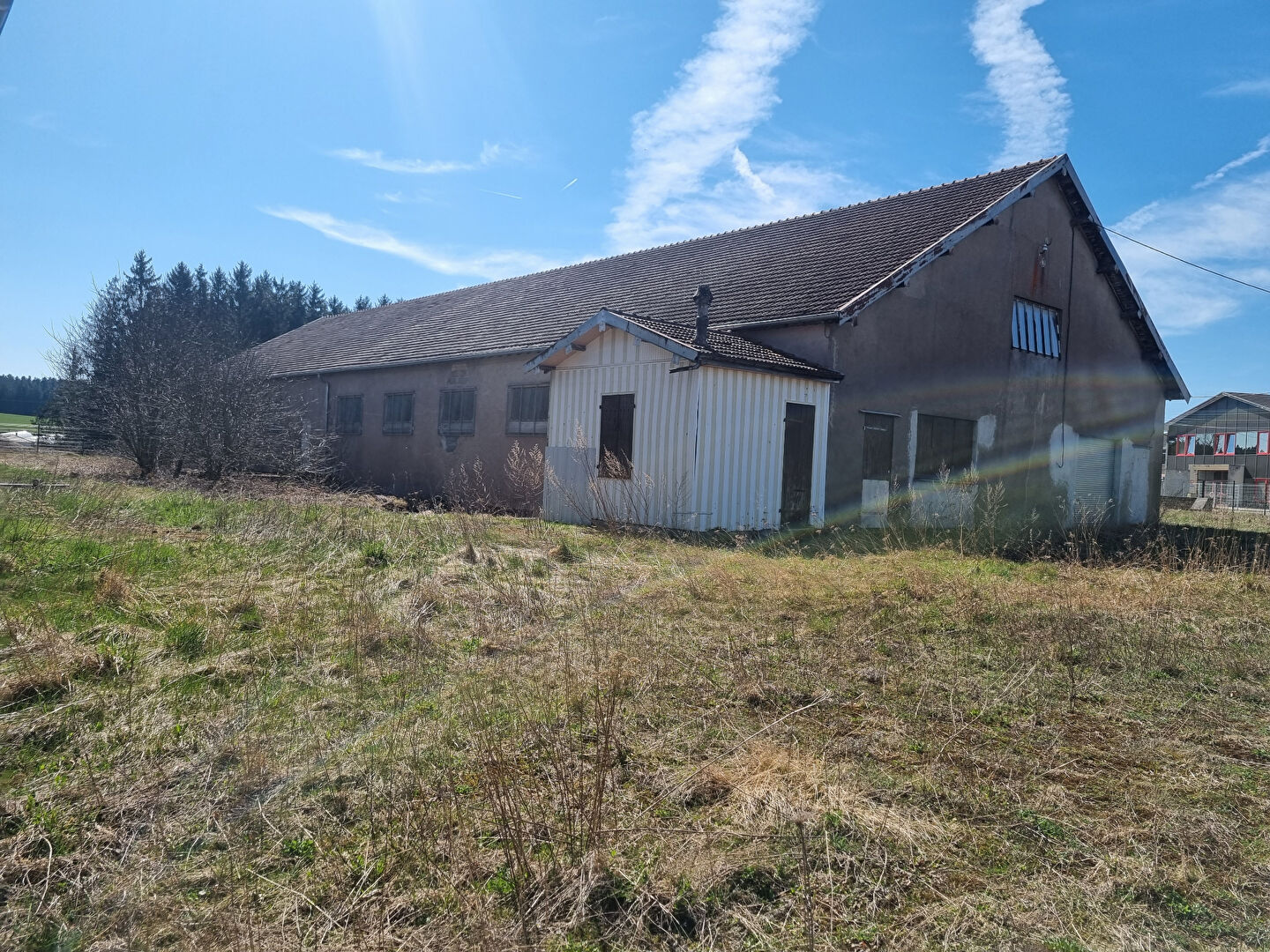 Photo Terrain et hangar Avoudrey 6348 m2 image 3/6