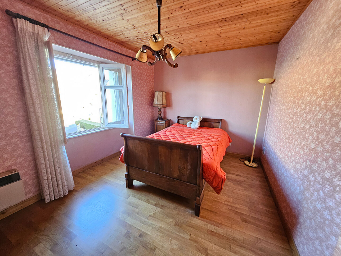 Photo Maison Eternoz 8 pièce(s) 245 m2 image 3/6