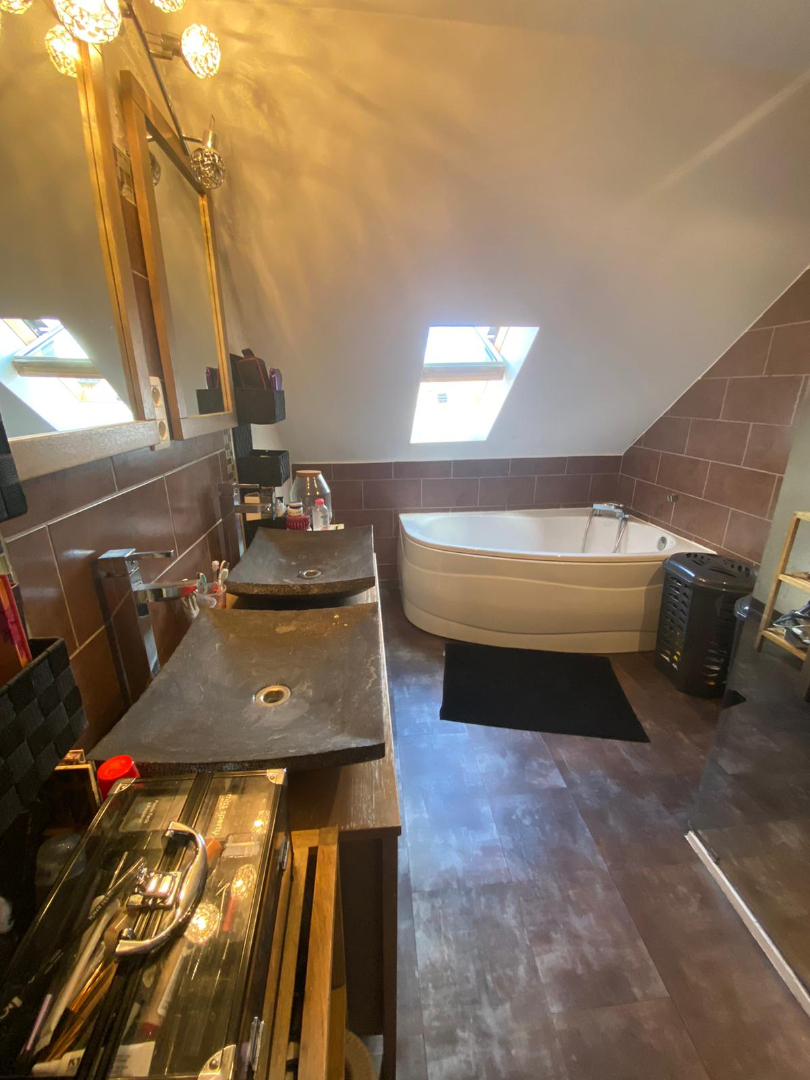 Photo Appartement Pontarlier 5 pièces 102 m2 image 3/6