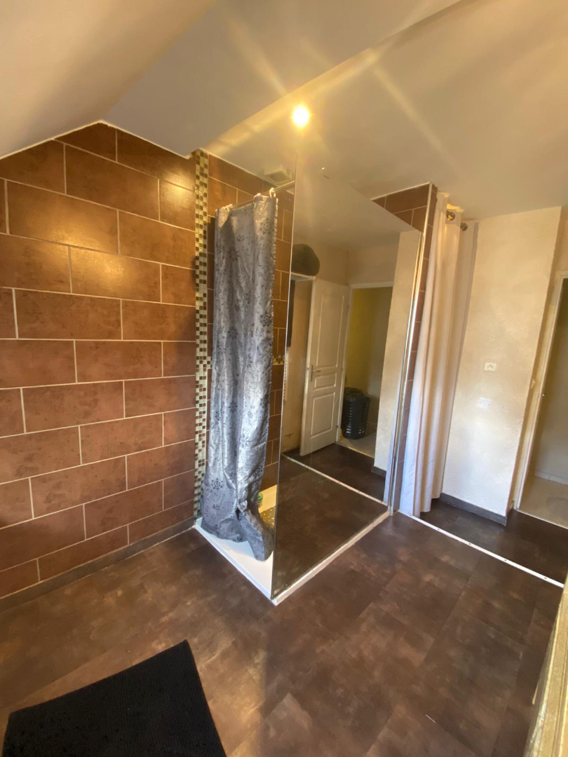 Photo Appartement Pontarlier 5 pièces 102 m2 image 4/6