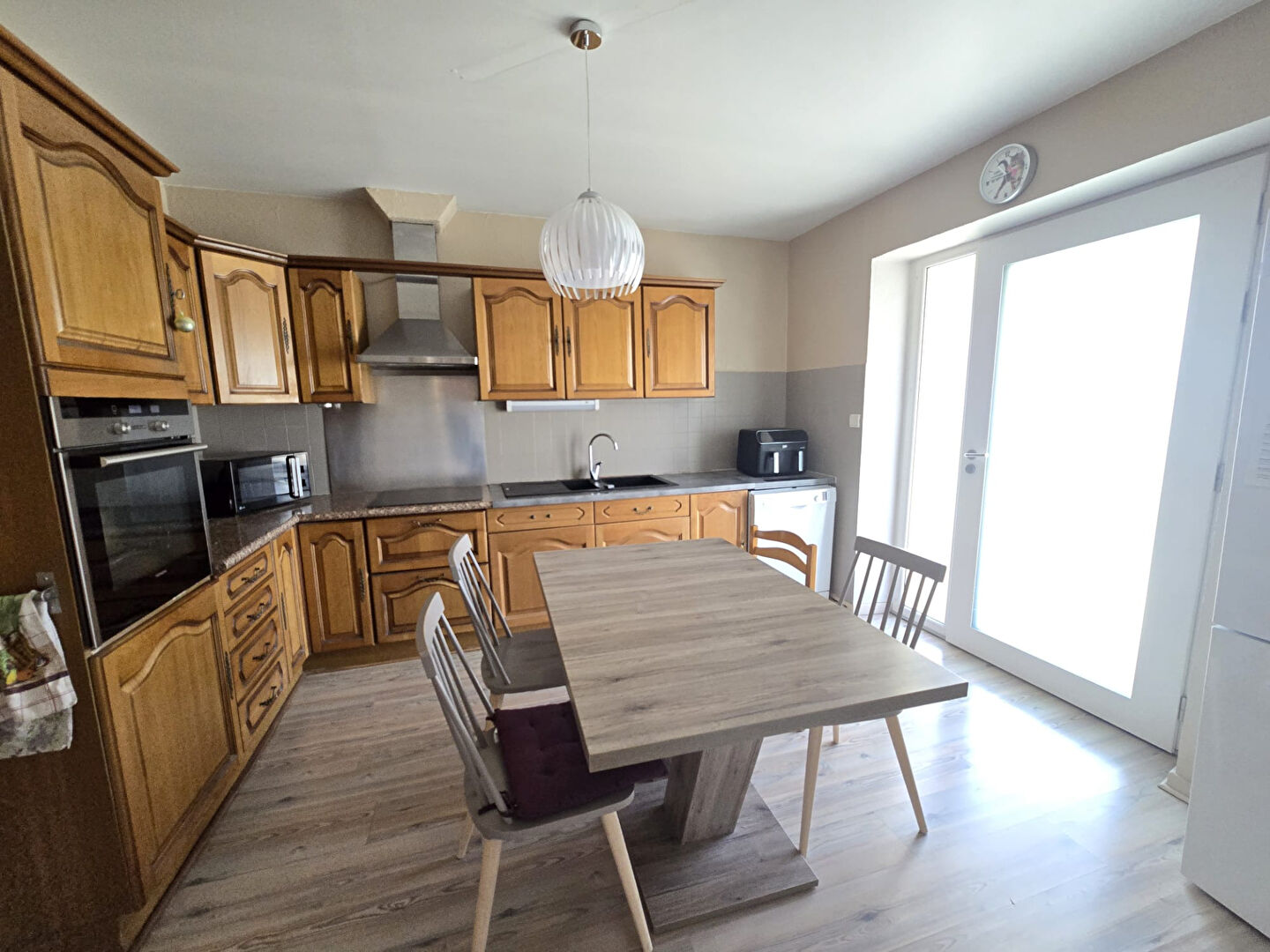 Photo Appartement Pontarlier 3 pièce(s) 74 m2 image 2/6