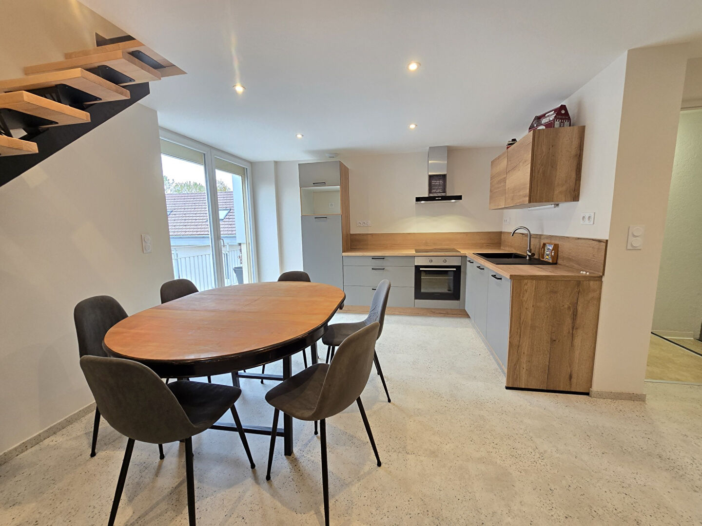 Photo Appartement La RiviÈre-drugeon 3 pièce(s) 112 m2 image 2/6