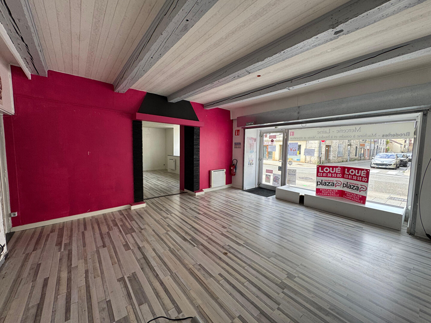 Photo Local commercial Pontarlier 80 m2 Centre Ville image 2/6