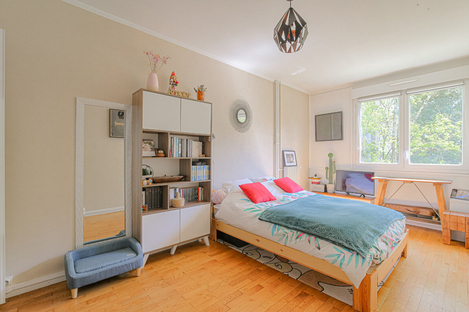 Photo T2, 50m2 avec balcon  -Prox. HOPTIAL CROIX ROUSSE image 3/6