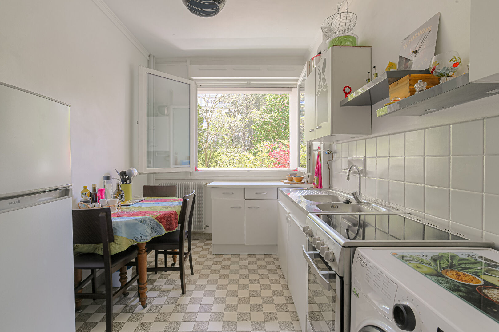 Photo T2, 50m2 avec balcon  -Prox. HOPTIAL CROIX ROUSSE image 5/6