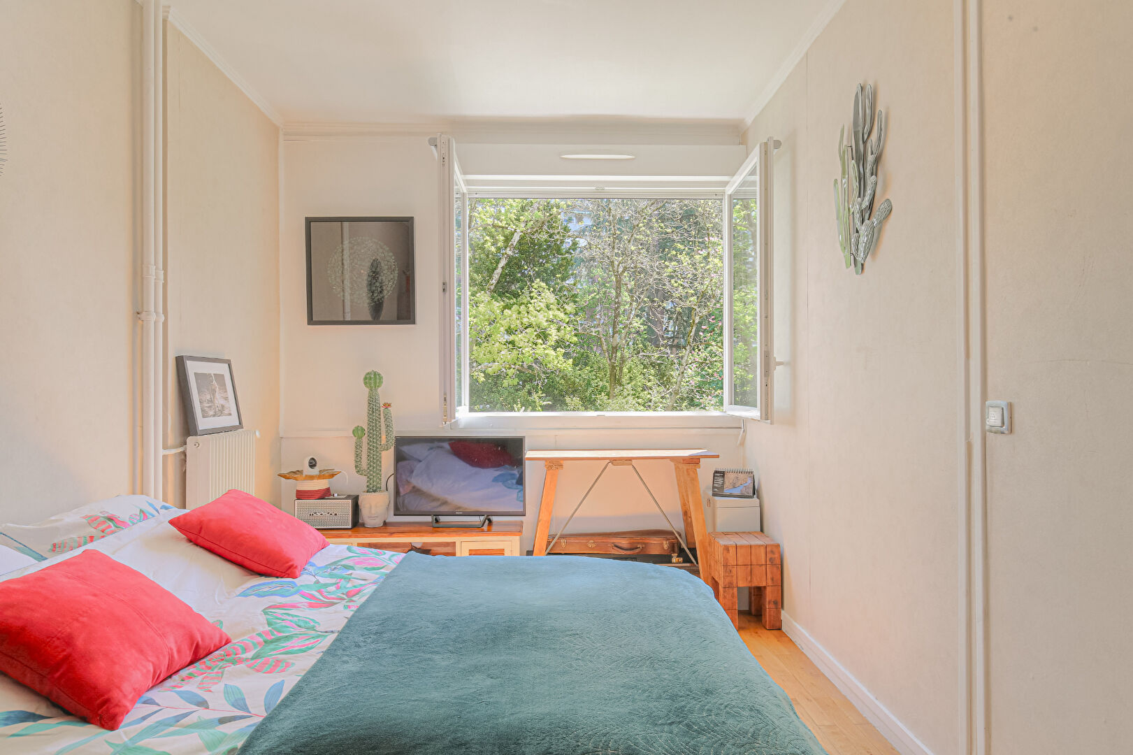 Photo T2, 50m2 avec balcon  -Prox. HOPTIAL CROIX ROUSSE image 6/6