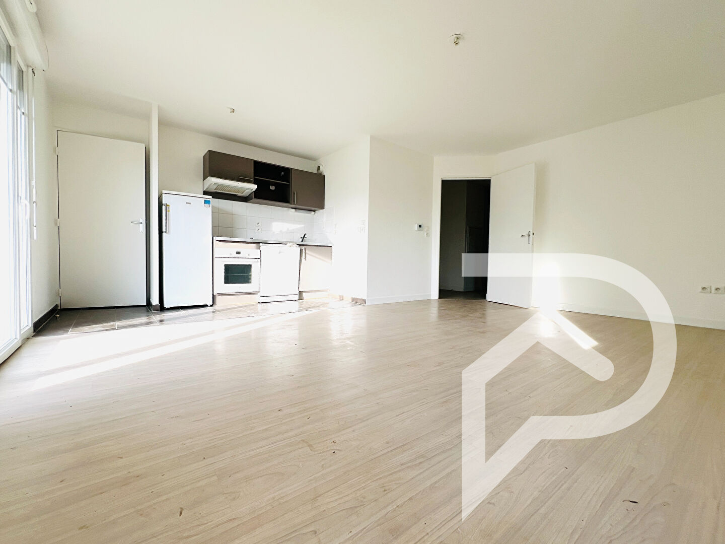 Photo Appartement Persan 3 pièce(s) 60.59 m2 image 3/5