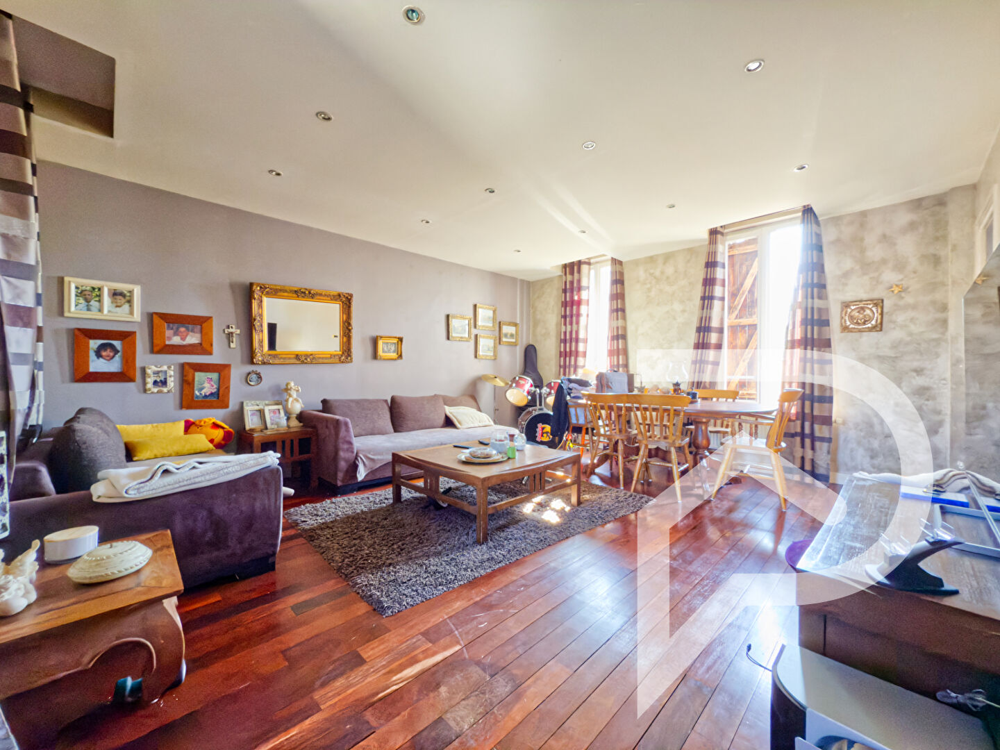 Photo Maison Persan 5 pièce(s) image 2/5