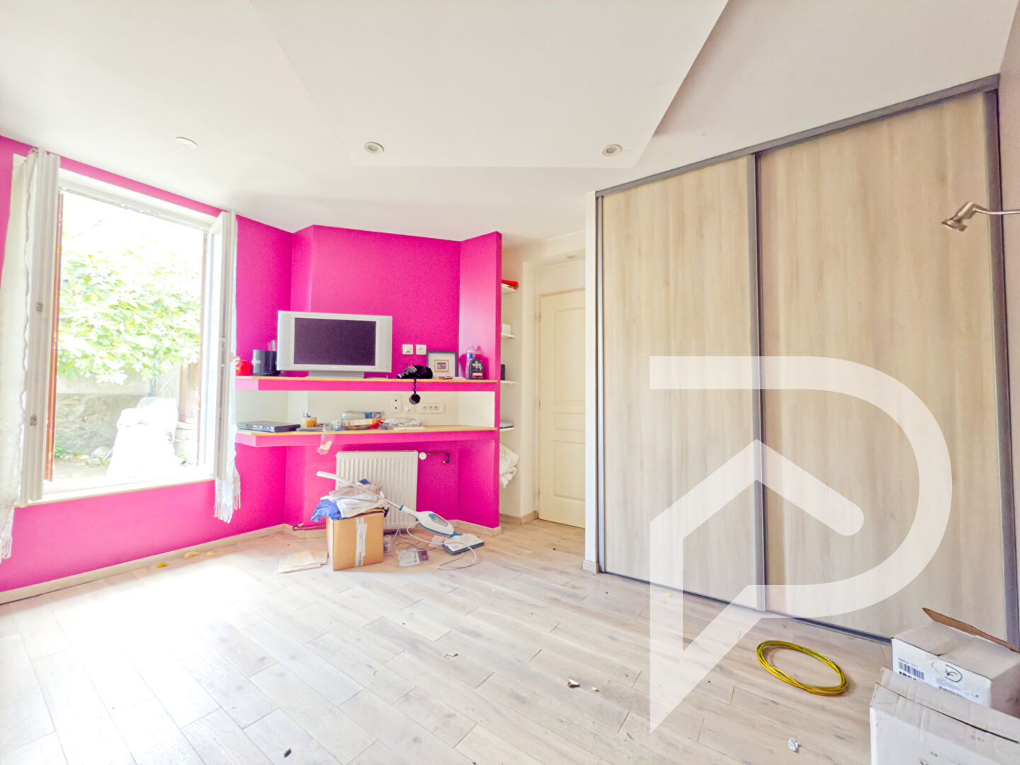 Photo Local commercial Persan 51 m2 image 2/3