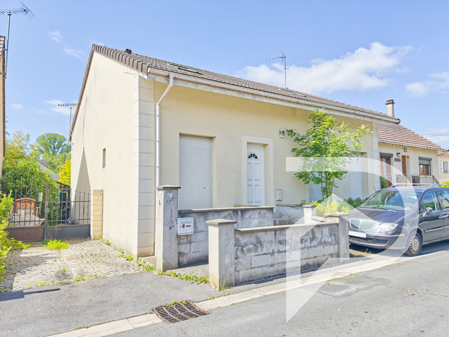 Maison Persan 4 pièce(s) 2 m2