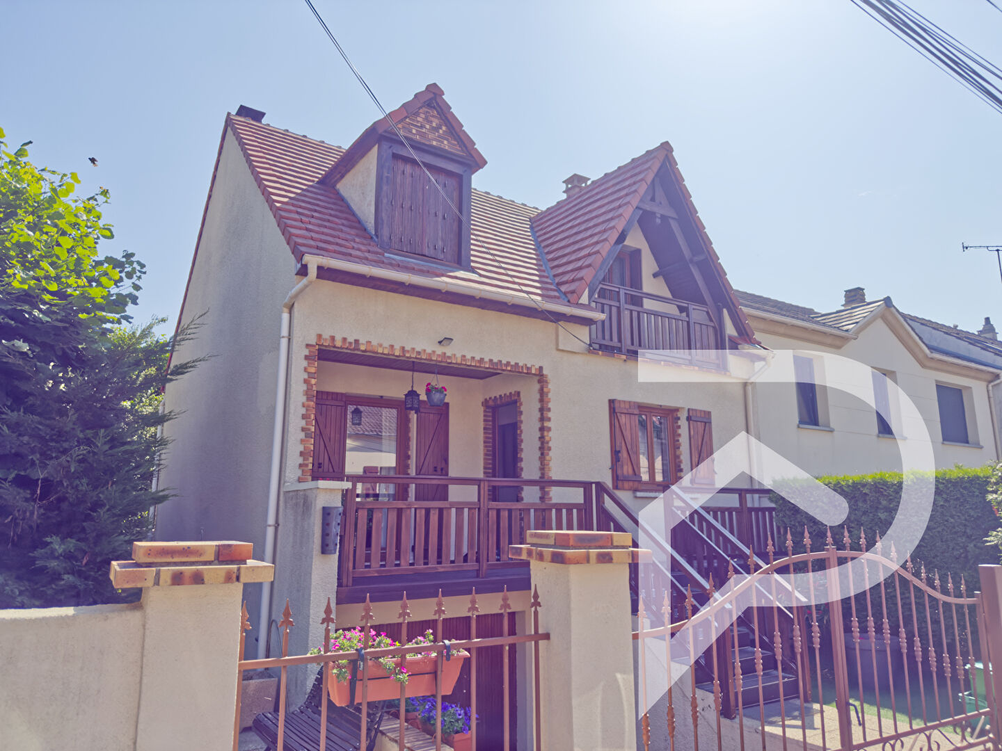 Maison Persan 4 pièce(s)