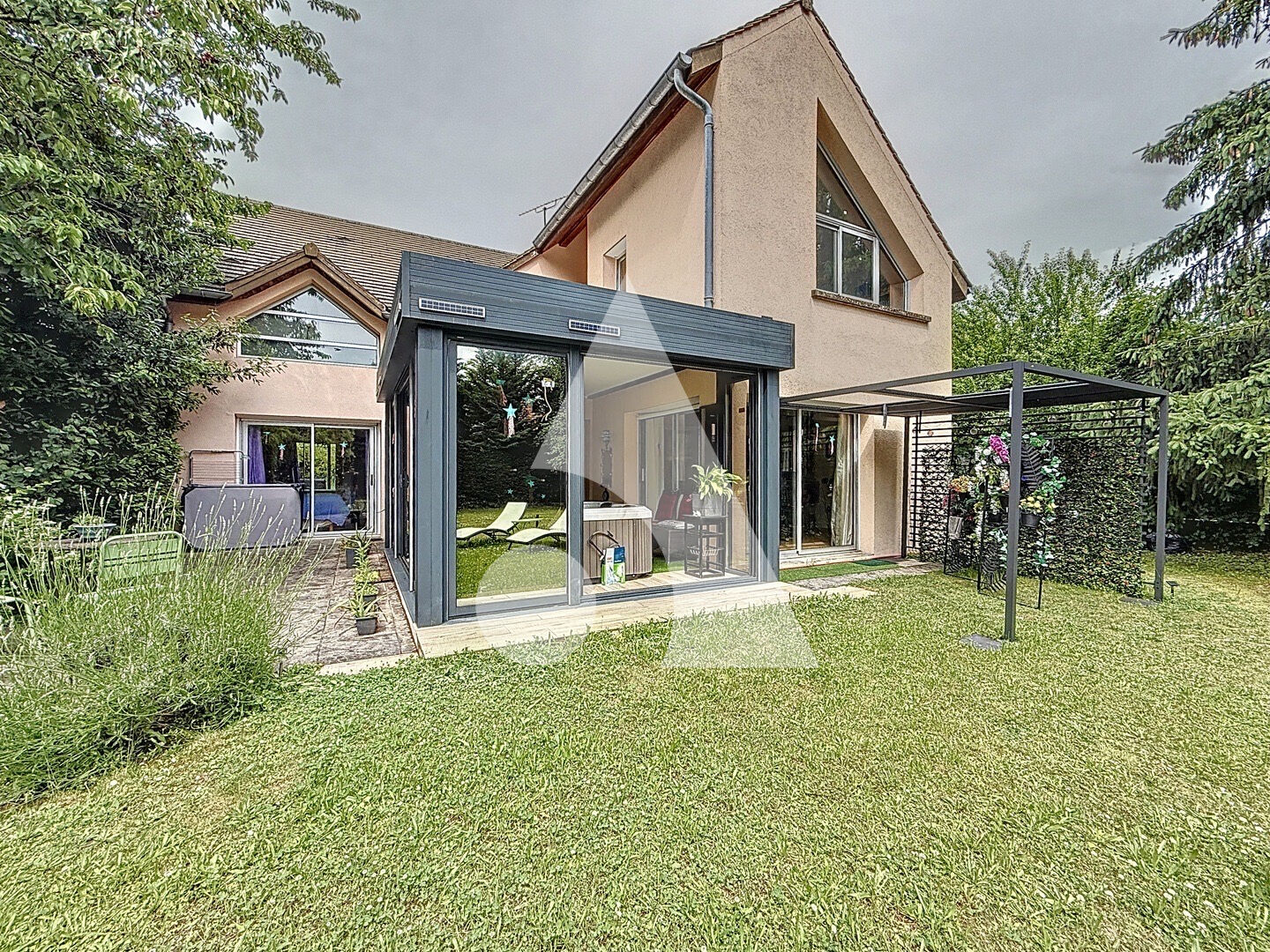 Agence immobilière de Sixième Avenue Chalon-sur-Saône