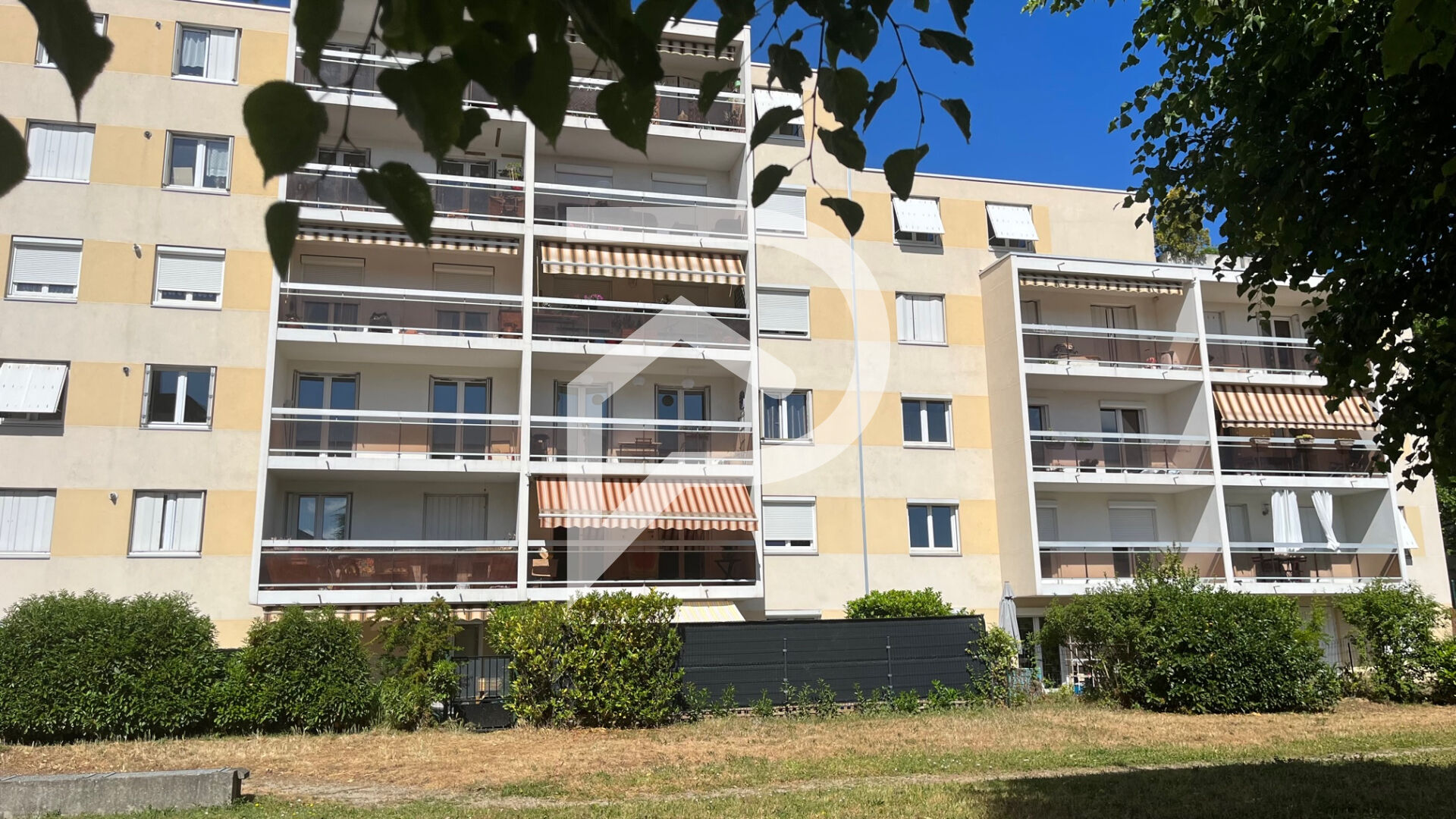 Photo T3 Chemin de Crépieux en Rez-de-Jardin avec parking image 1/6