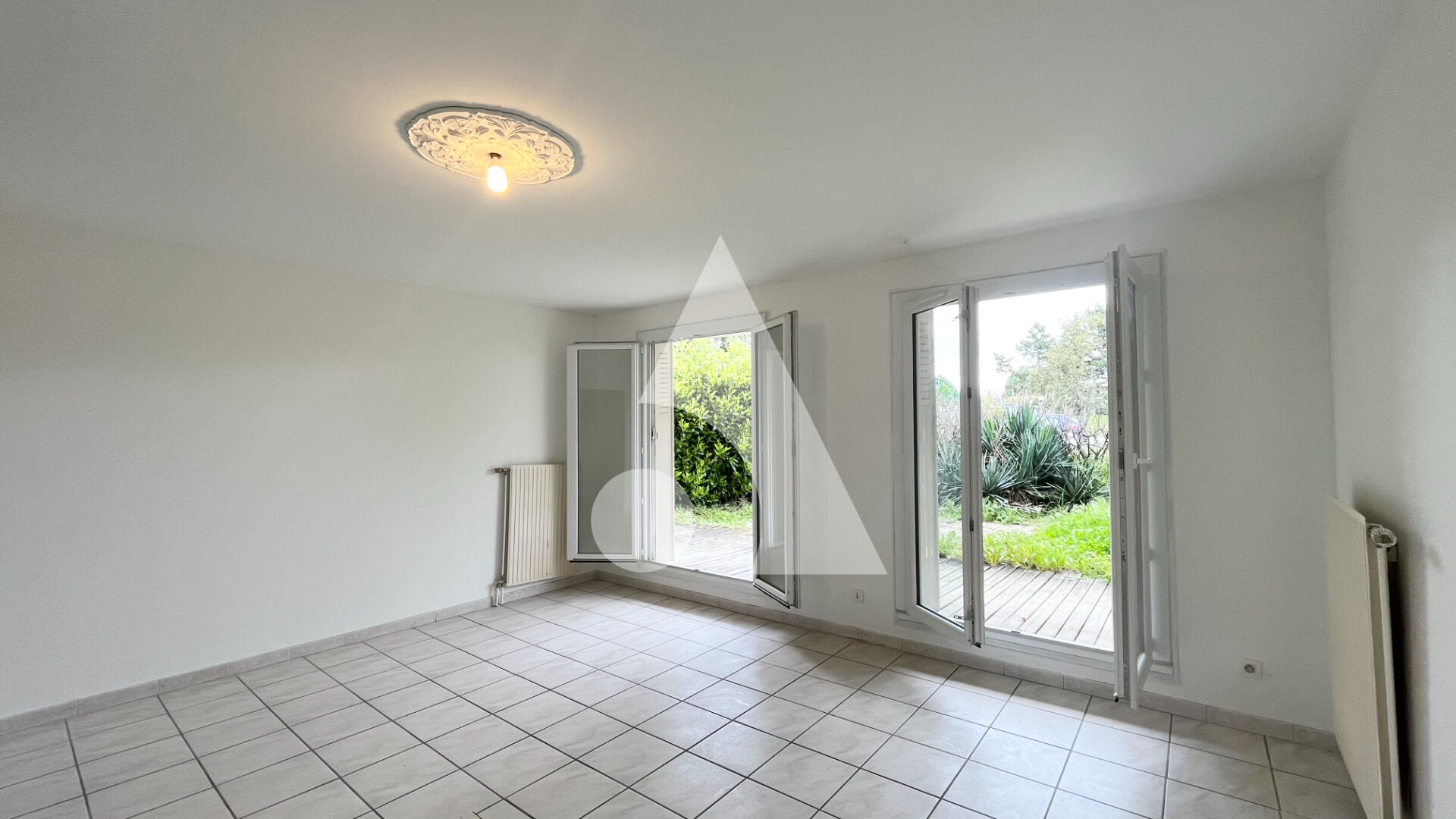 Agence immobilière de 
 stéphane Plaza Immobilier Miribel - Stéphane Plaza Immobilier Miribel 
