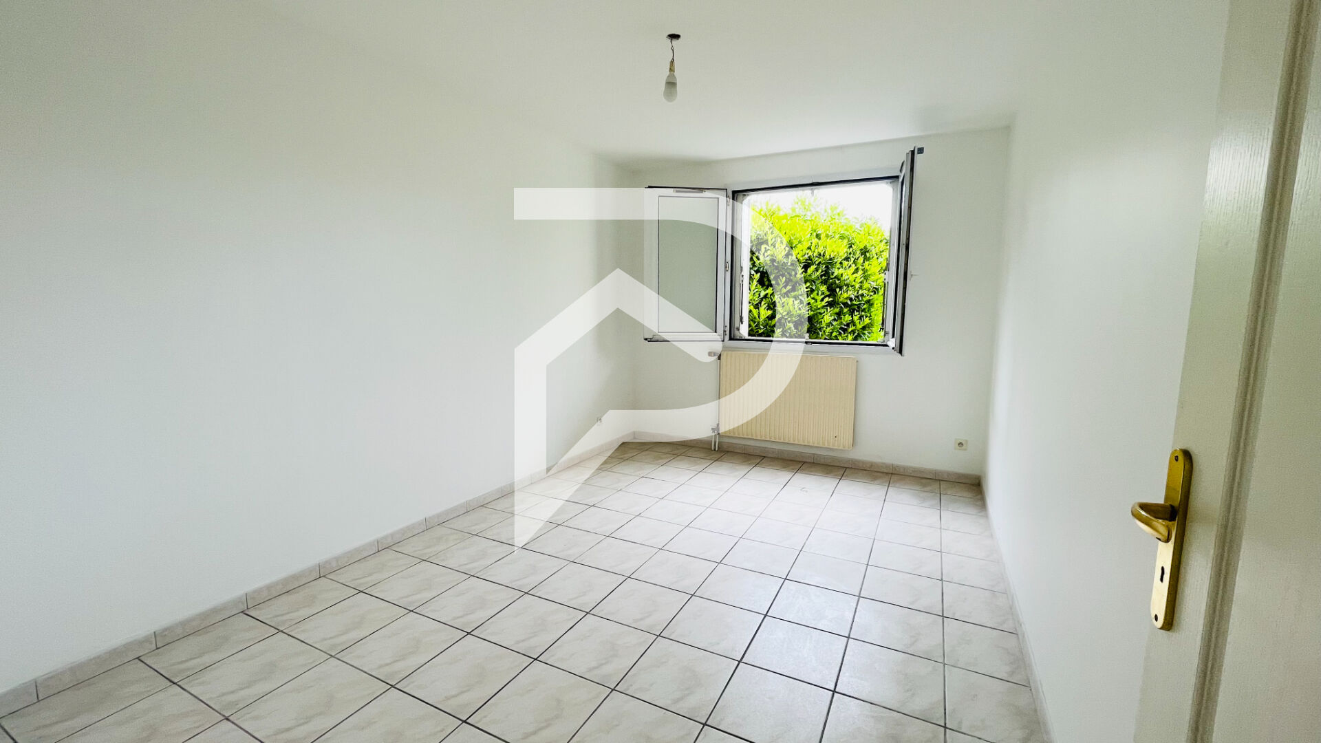 Photo T3 Chemin de Crépieux en Rez-de-Jardin avec parking image 4/6