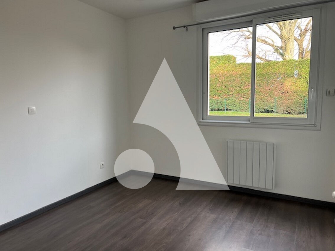 Photo Appartement Neyron 5 pièce(s) 125.50 m2 avec jardin image 4/6