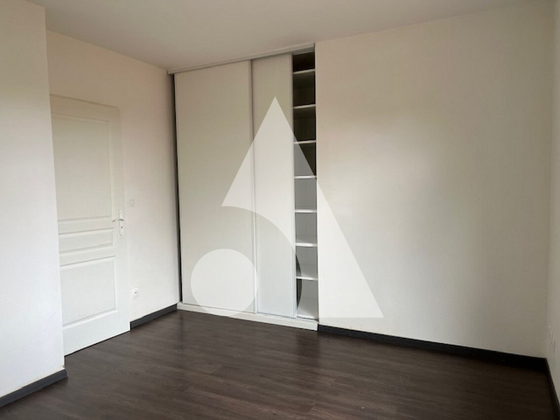 Photo Appartement Neyron 5 pièce(s) 125.50 m2 avec jardin image 5/6