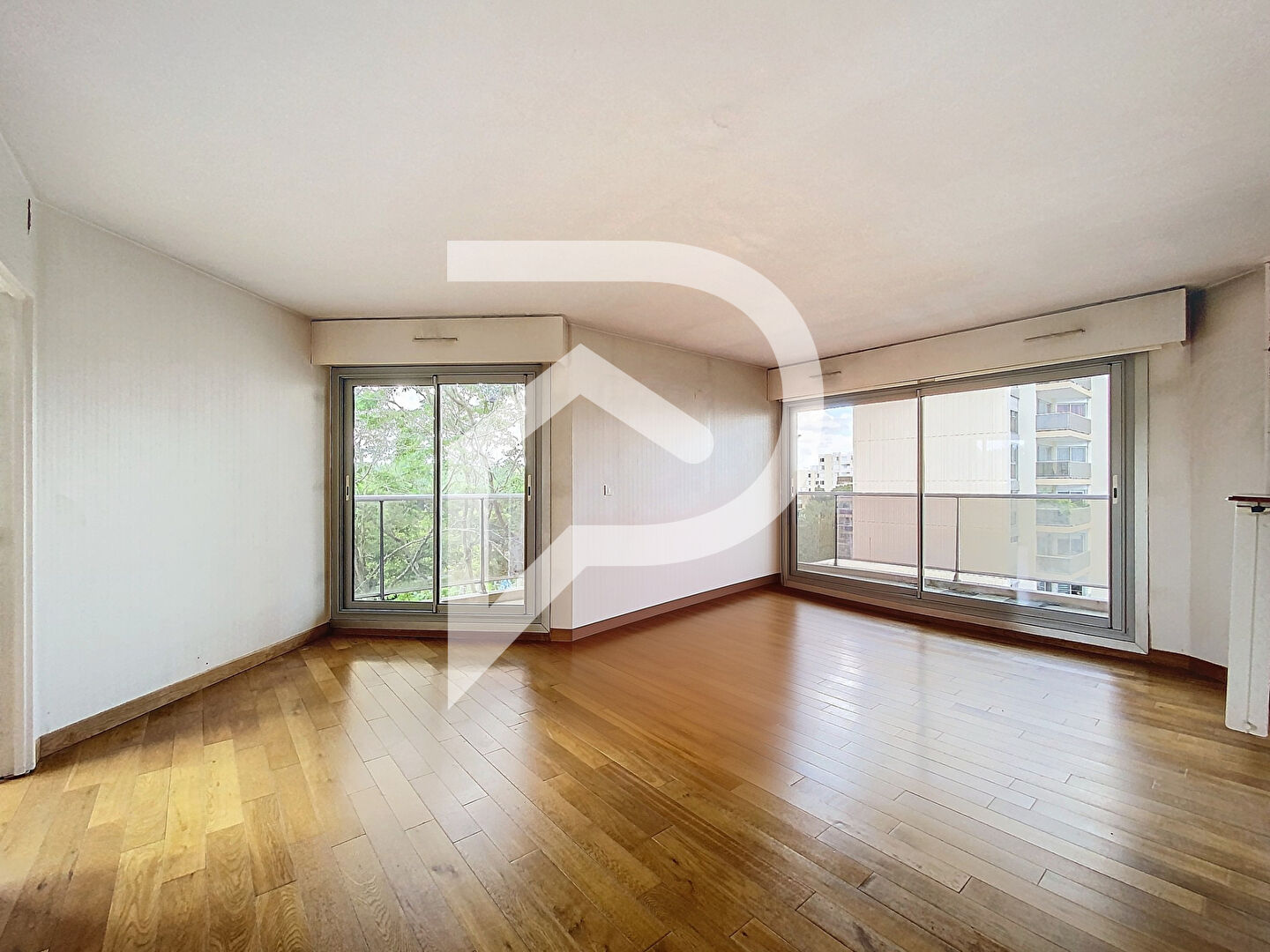 Photo Appartement 3 pièces de 70 m² - Saint-Germain-en-Laye image 2/6