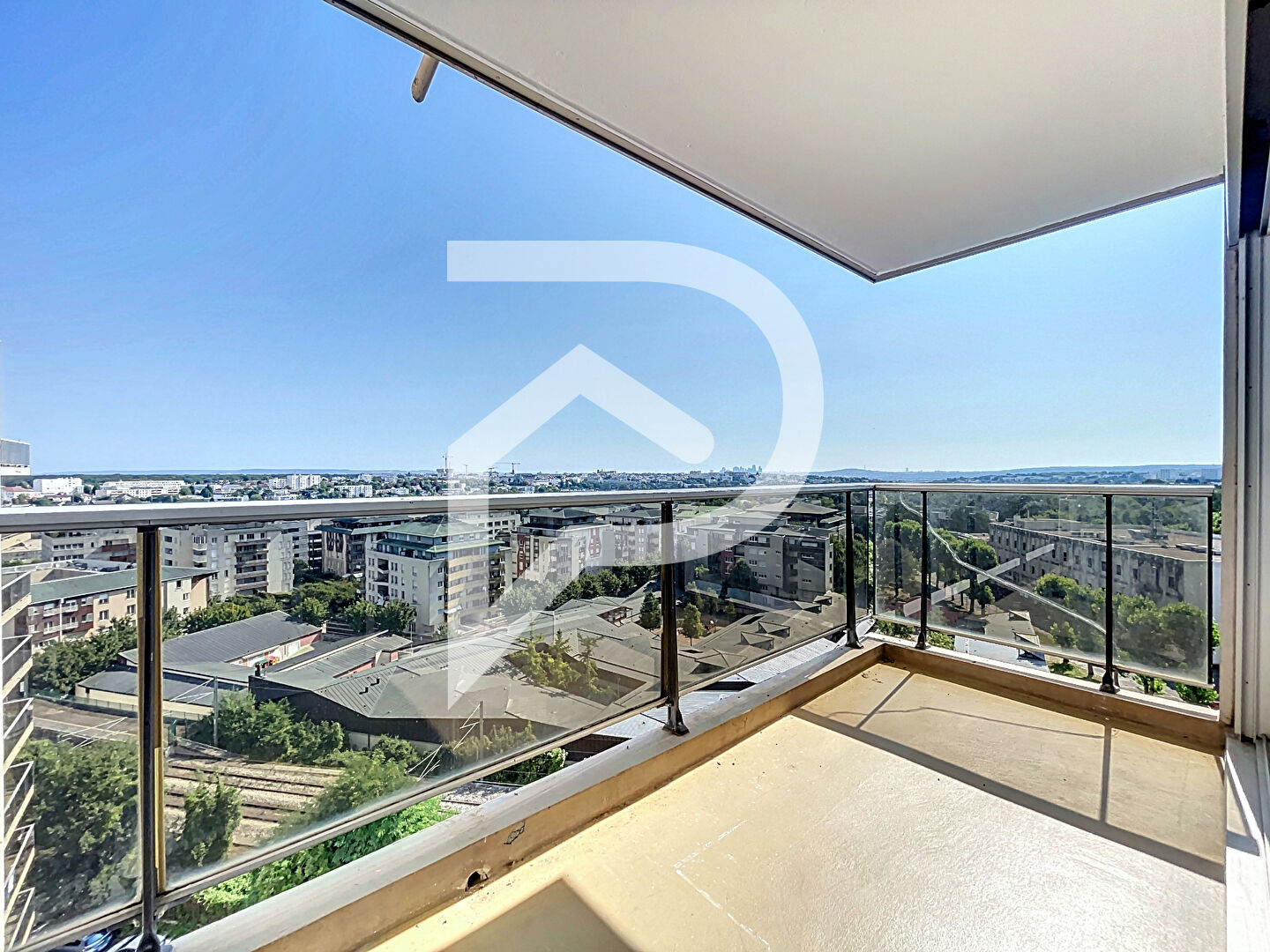 Photo Appartement 4 pièces de 84.46 m² - Saint-Germain-en-Laye image 3/6