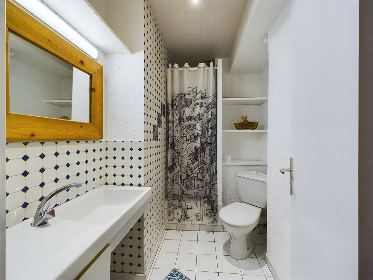 Photo ANNECY HYPER CENTRE A VENDRE STUDIO 18 m2 image 5/6