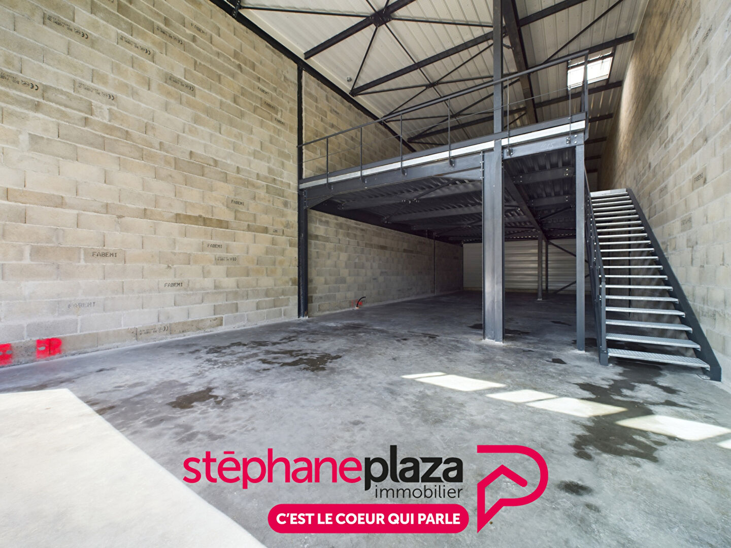 Photo Local d'activité Mesigny 160 m2 image 4/6