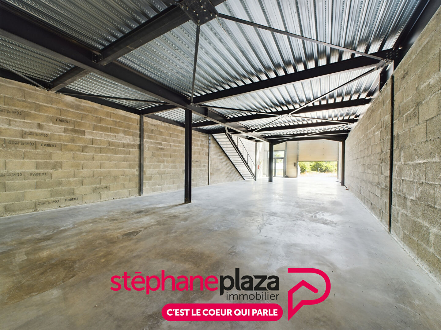 Photo Local d'activité Mesigny 160 m2 image 5/6