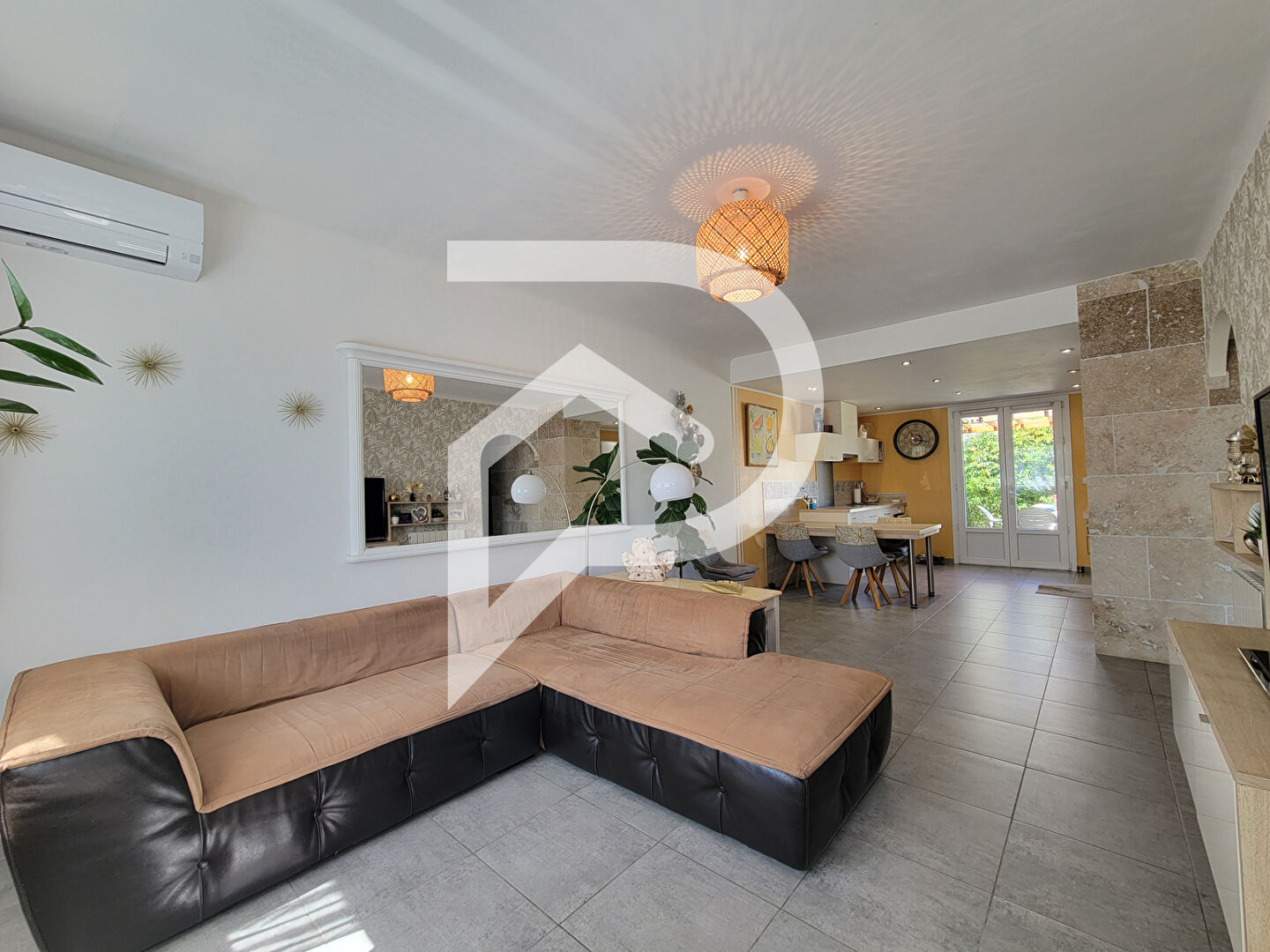 Agence immobilière de 
 Stephane Plaza Immobilier Latour Bas Elne (Prochainement) - Stephane Plaza Immobilier Latour Bas Elne