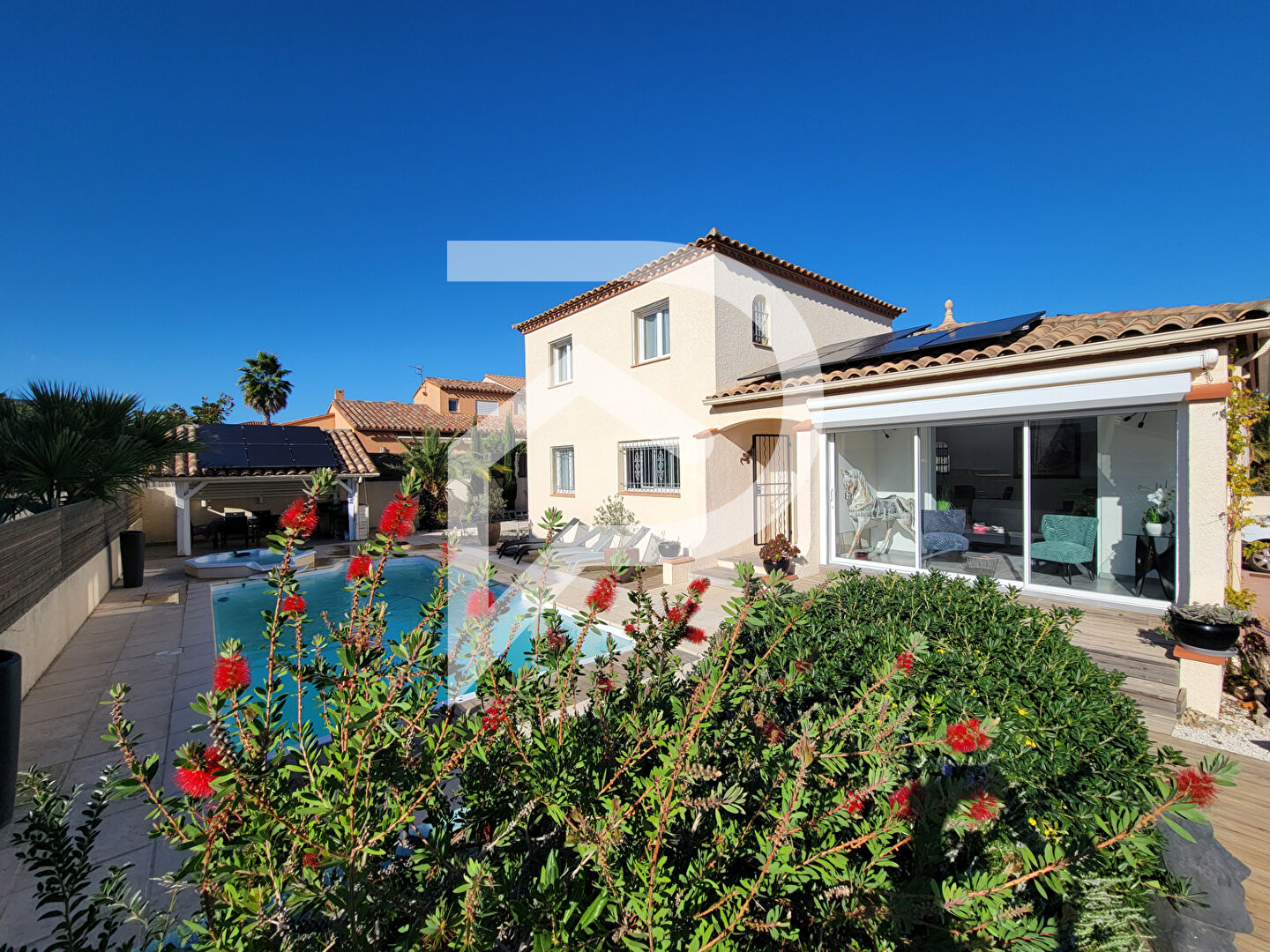 Photo Maison Latour Bas Elne  -  115 m2 - 3 chambres - Garage image 1/6