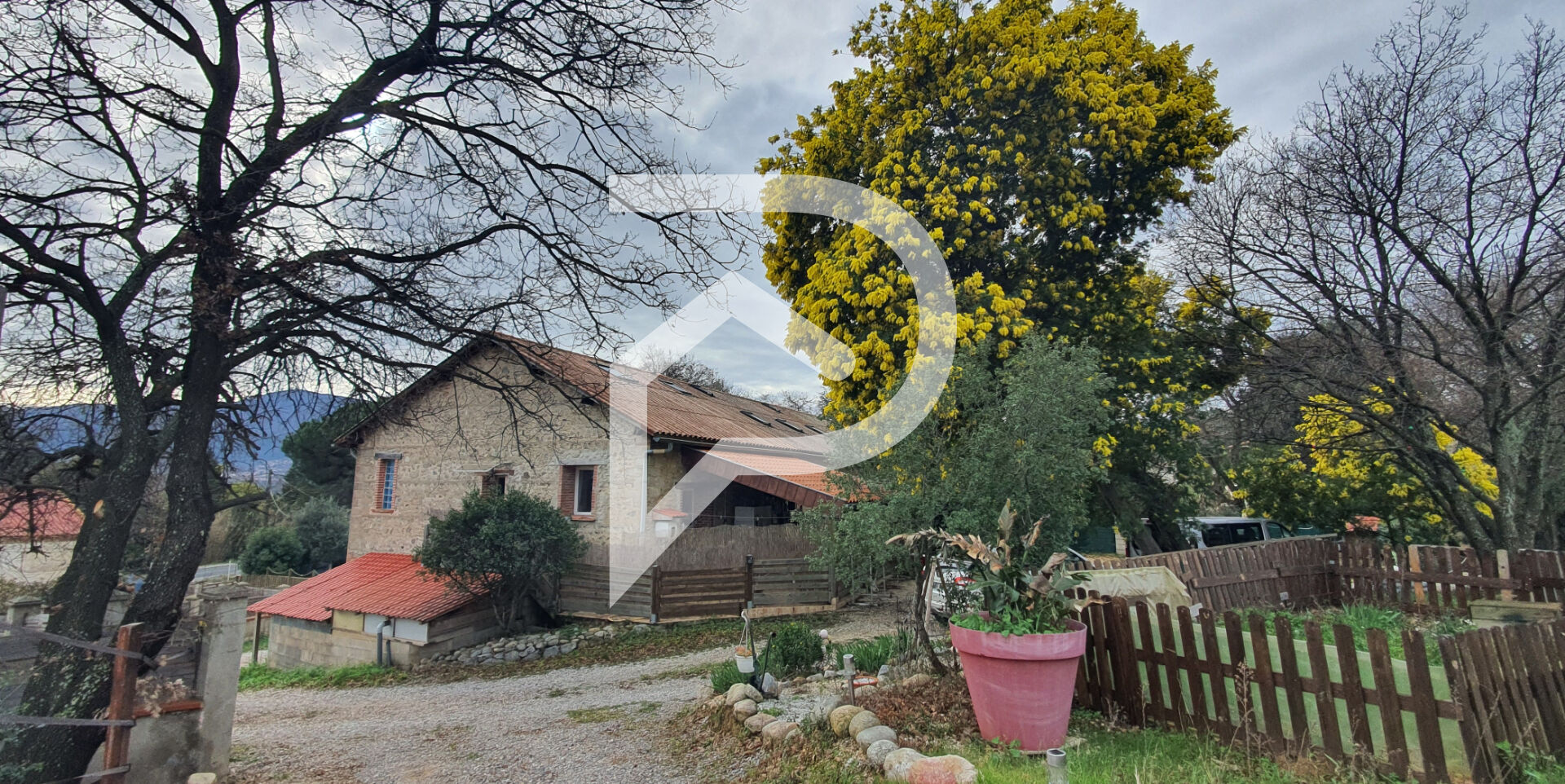 Agence immobilière de 
 Stephane Plaza Immobilier Latour Bas Elne - Stephane Plaza Immobilier Argelès sur Mer 
