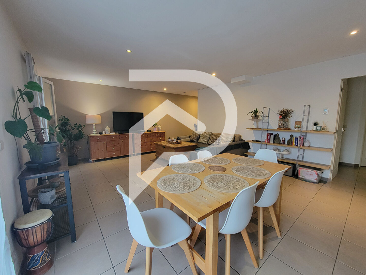 Agence immobilière de 
 Stephane Plaza Immobilier Latour Bas Elne - Stephane Plaza Immobilier Argelès sur Mer 
