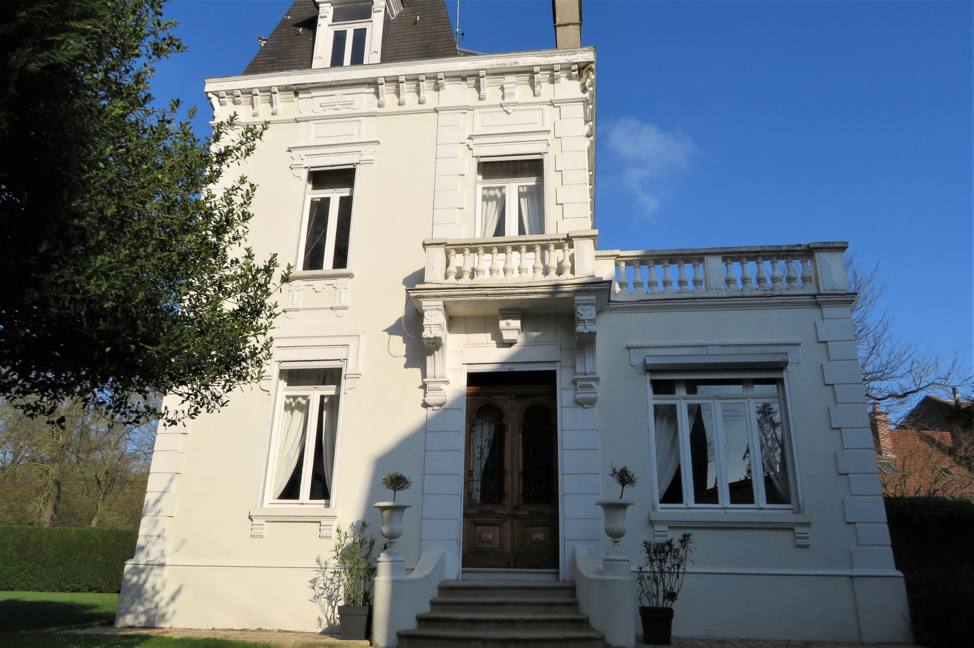 Maison Cambrai 11 Piece S 263 M2