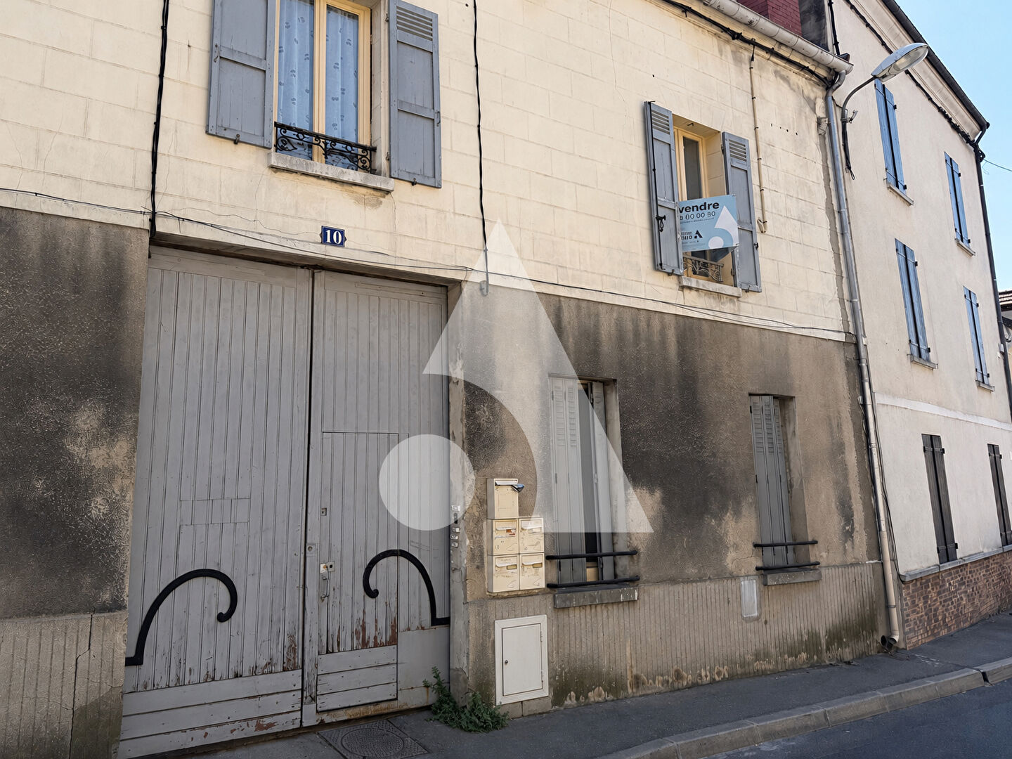 Immeuble de rapport en plein centre-ville !