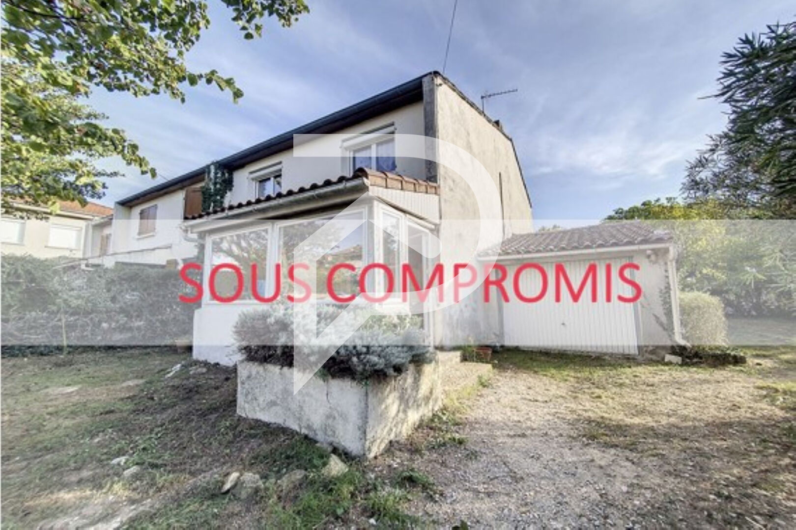 Photo Maison à vendre  La Laupie 5 pièce(s) 95 m2 image 1/6