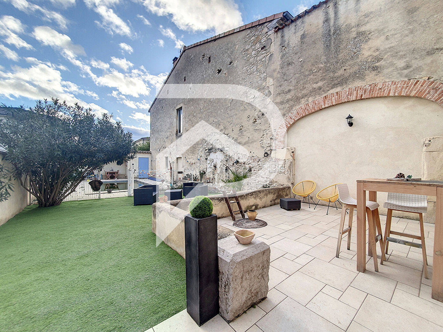 Photo Maison à vendre Montélimar 4 pièce(s) 149 m2 image 2/6