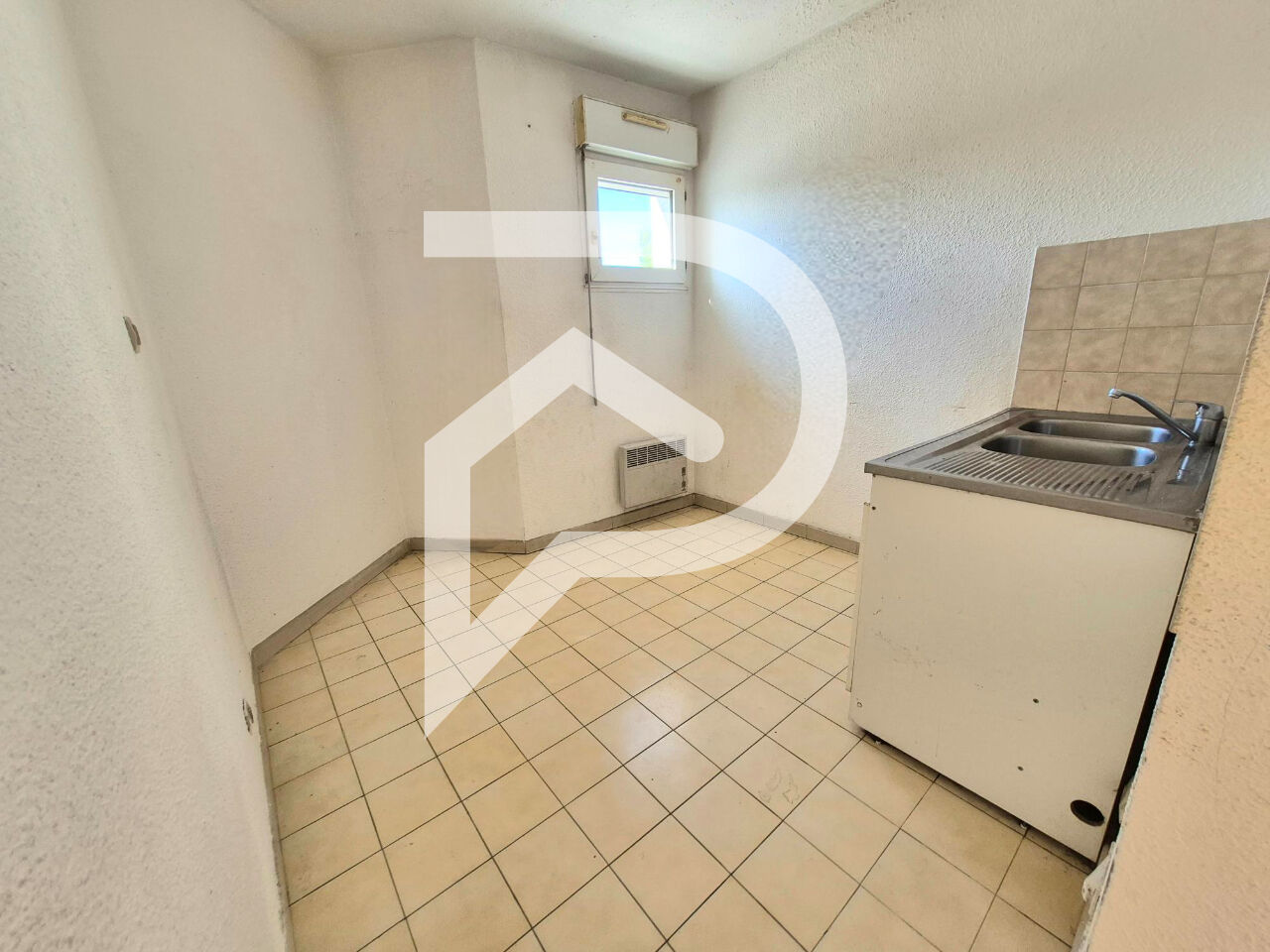 Photo RARE - Appartement T2 bis- SAINT GÉLY image 3/6