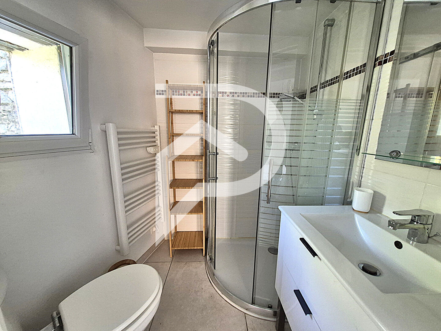 Photo COMBAILLAUX -MAISON DE VILLAGE RENOVEE ! image 5/6