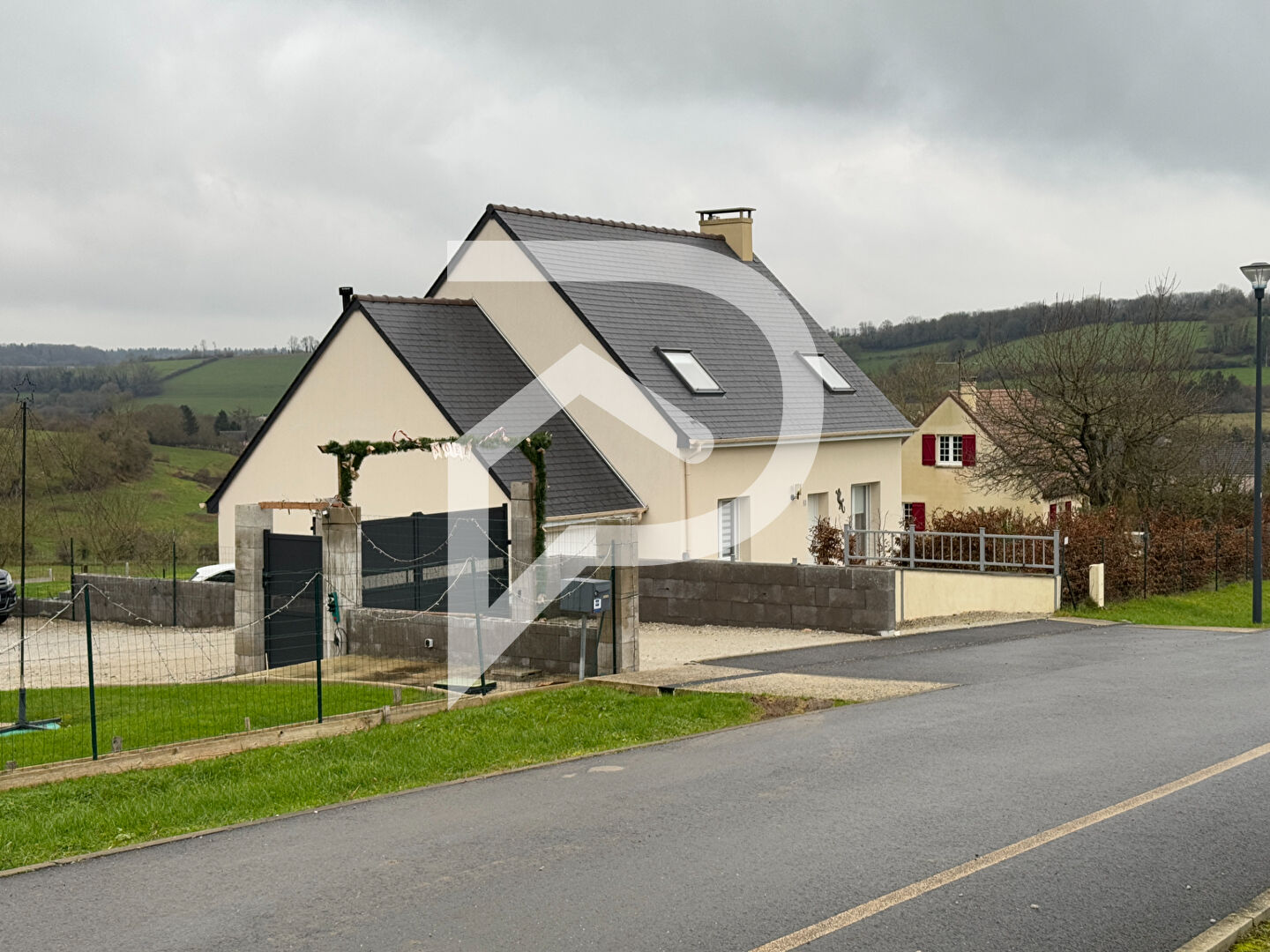 MAISON MODERNE de 2017 RT 2012