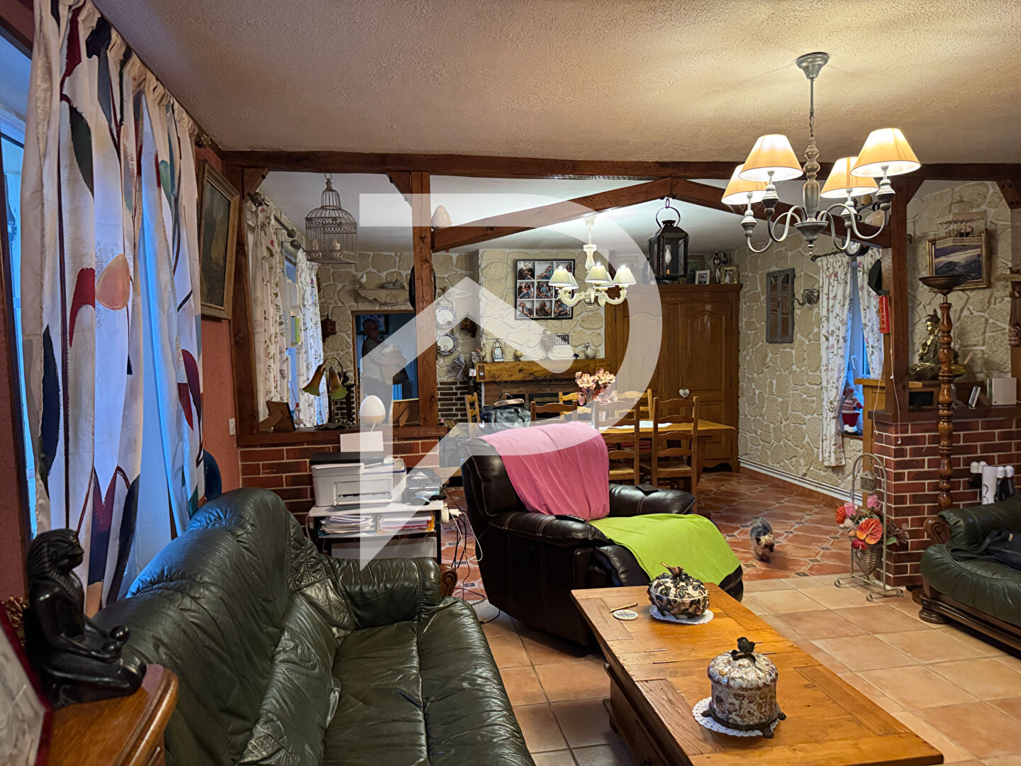 Photo LONGERE 4 pièce(s) 101 m2 image 4/6