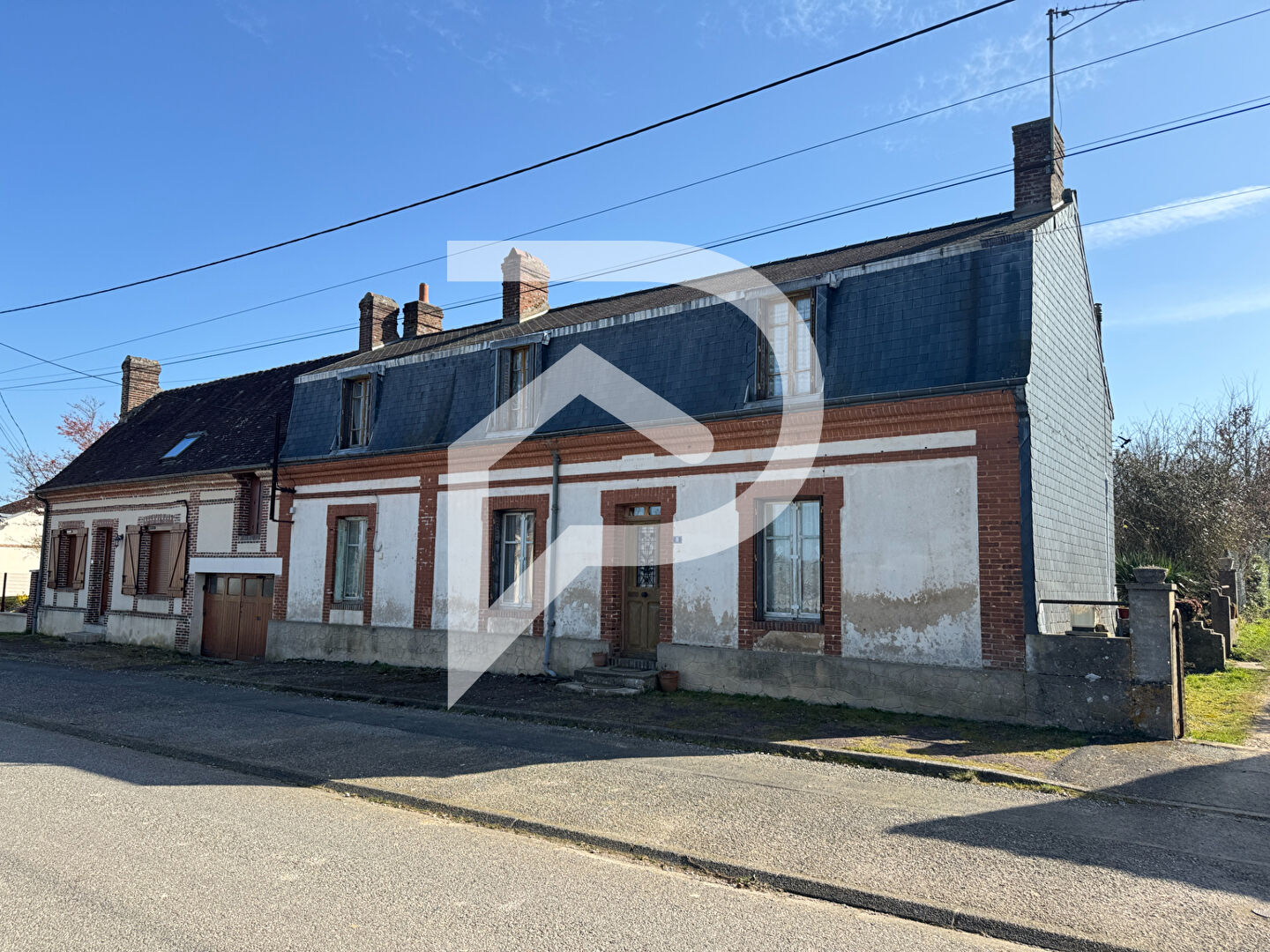 Photo MAISON DE BOURG + DEPENDANCES image 2/6