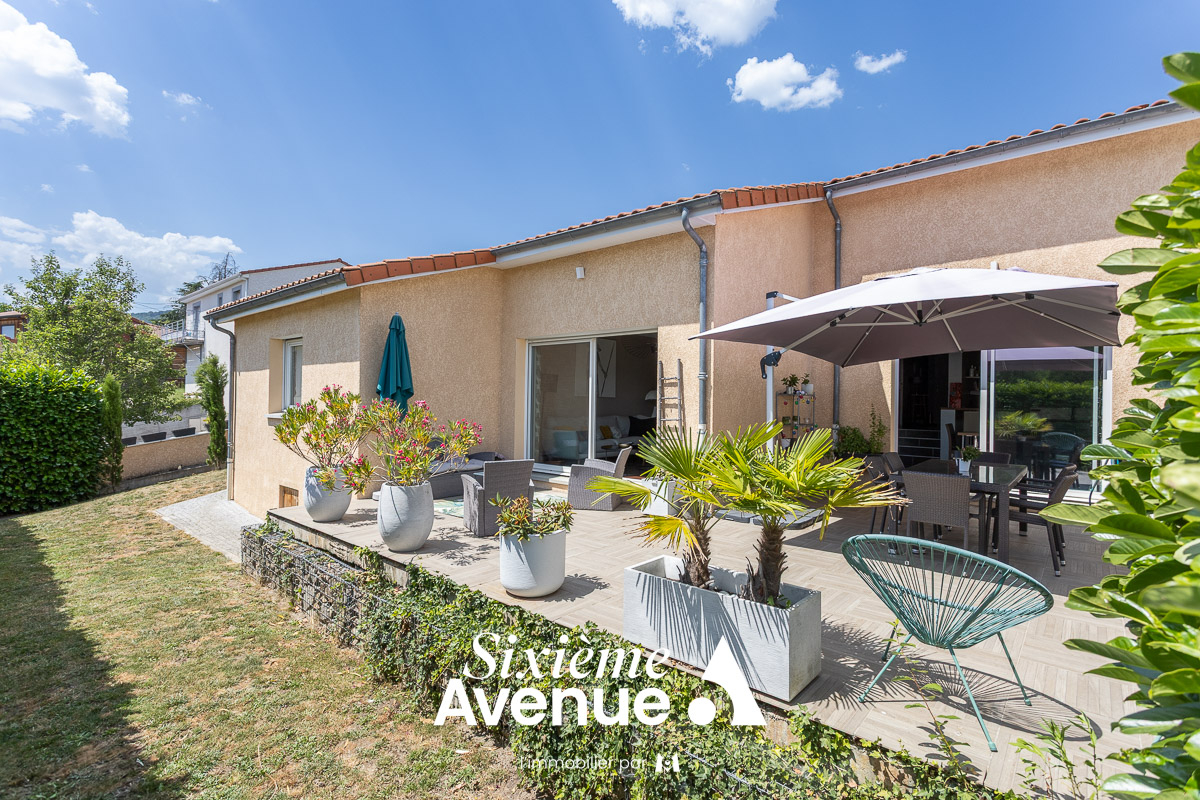 Agence immobilière de Stéphane Plaza Immobilier Riom - Clermont Ferrand - Issoire - Stéphane Plaza Immobilier Clermont-Ferrand