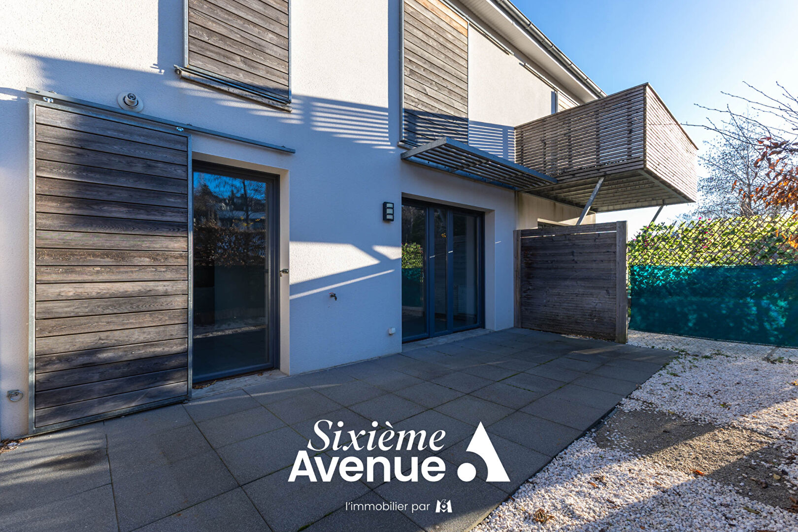 Duplex T4 avec terrasse, parking et cave