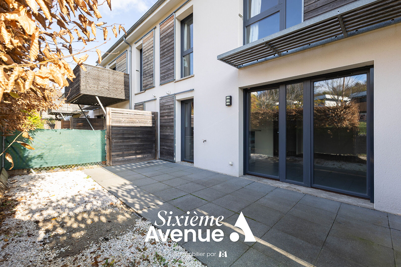 Appartement T4 avec terrasse, parking et cave