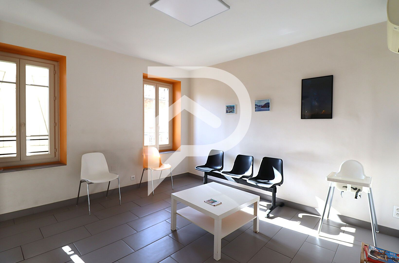 Photo Immeuble Lisle Sur Tarn 210 m2 avec terrasse de 100m² image 6/6