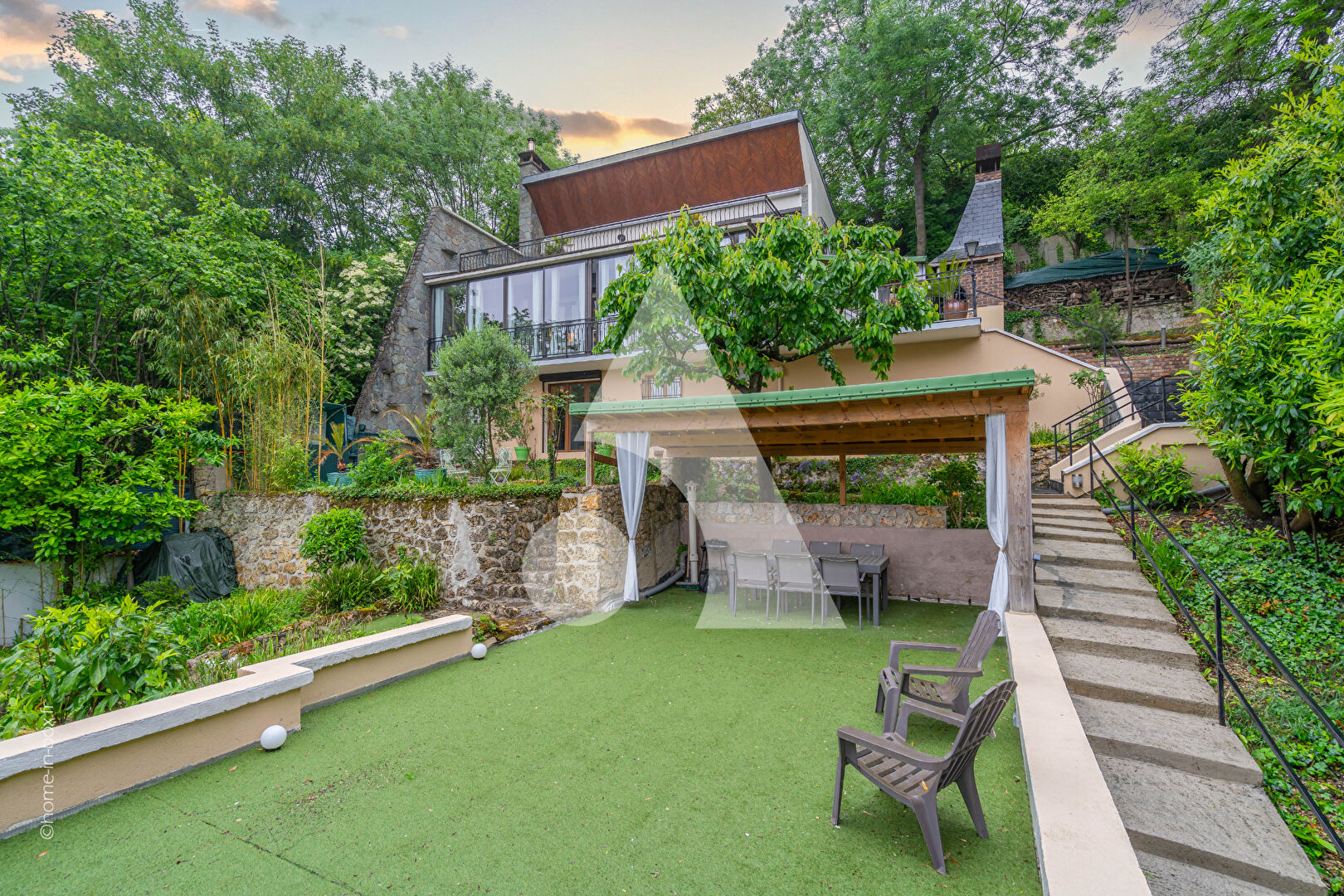 Coup de coeur, magnifique maison de 156 m2 avec vue Tour Eiffel