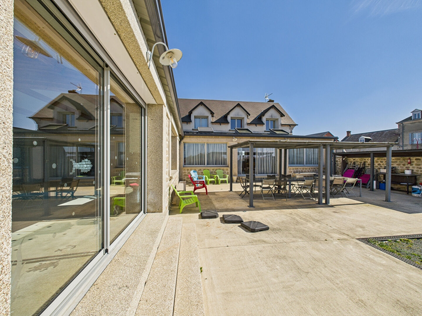 Agence immobilière de 
 Stéphane Plaza Immobilier Riom - Stephane Plaza Immobilier Riom 
